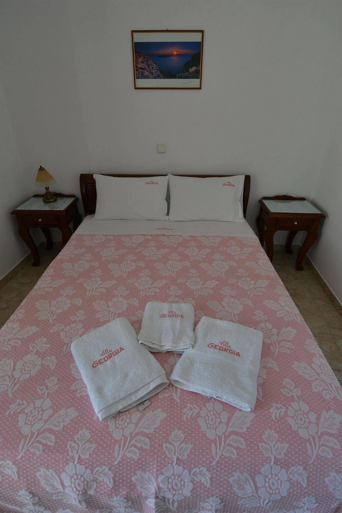 Georgia Hotel Períssa